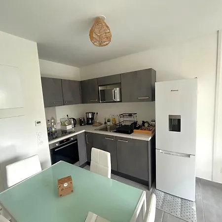 Moderne Avec Jardin Et Parking Inclus - Fr-1-837-48 Apartament *